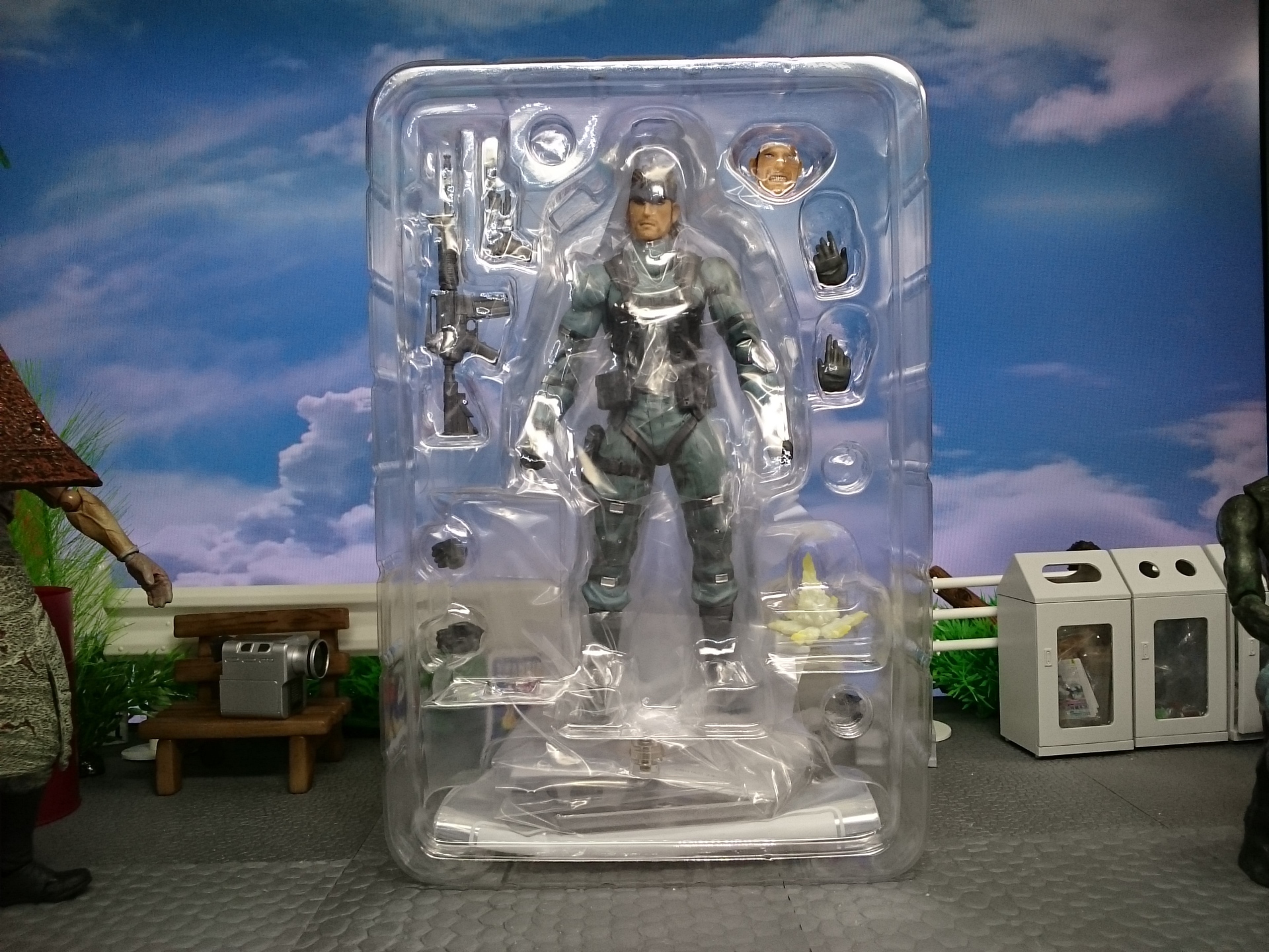 figma ソリッド・スネーク MGS2 ver. レビュー: 新strippedブログ